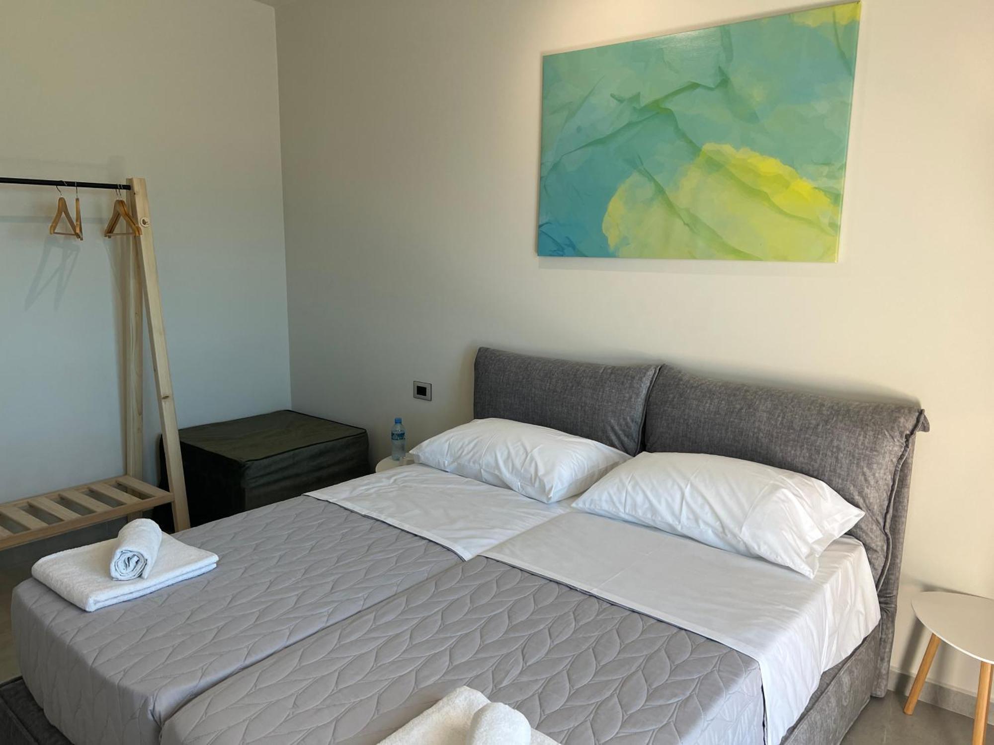 Stay-Five Rooms & Apartments Shkodër Buitenkant foto